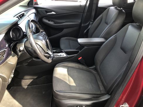 Used 2020 Buick Encore GX Select image 18