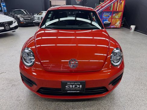 Used 2018 Volkswagen Beetle 2.0T S FWD image 8