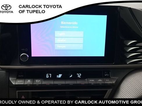 Used 2025 Toyota Camry SE w/ Convenience Package FWD image 30