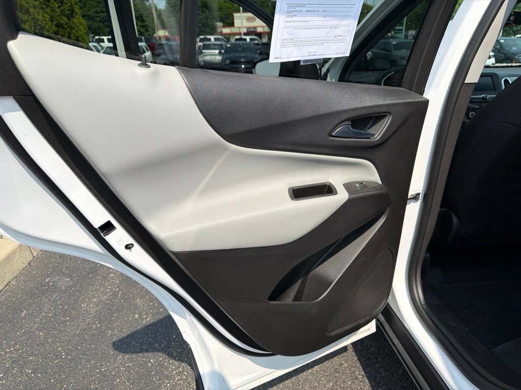 Used 2024 Chevrolet Equinox LS w/ LS Convenience Package AWD/4WD image 18