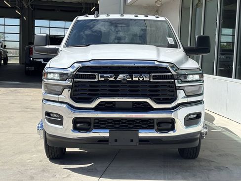 New 2026 RAM 3500 Tradesman w/ Chrome Appearance Group A AWD/4WD image 7