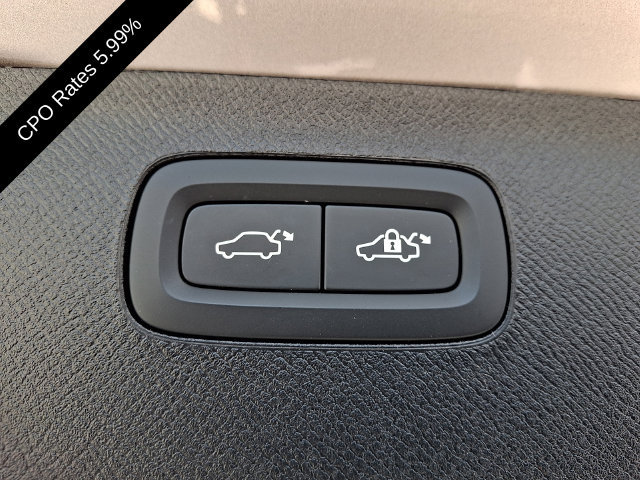 Certified 2025 Volvo XC90 B6 Plus AWD/4WD image 33