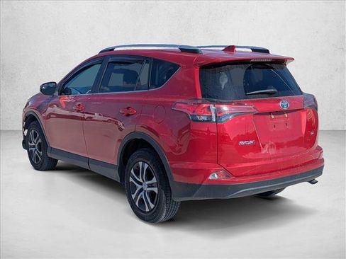 Used 2016 Toyota RAV4 LE image 8