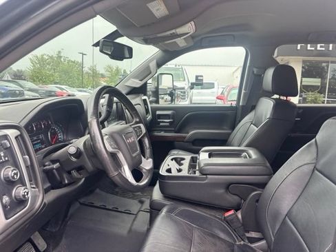 Used 2017 GMC Sierra 1500 SLT w/ Max Trailering Package AWD/4WD image 9
