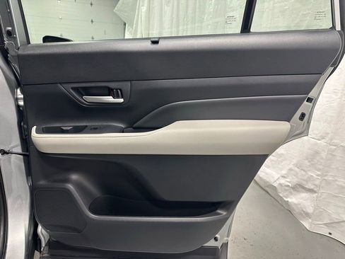 Used 2025 Toyota Grand Highlander AWD image 55