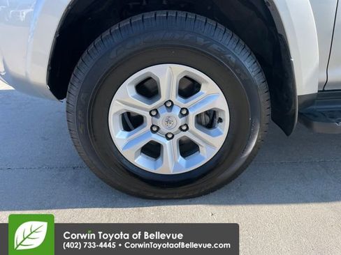 Certified 2024 Toyota 4Runner SR5 AWD/4WD image 26