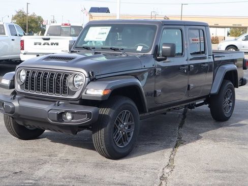 New 2025 Jeep Gladiator Sport image 16