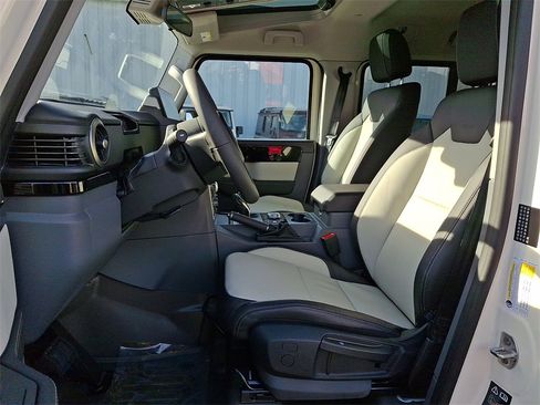 New 2025 INEOS Grenadier Fieldmaster Edition image 6