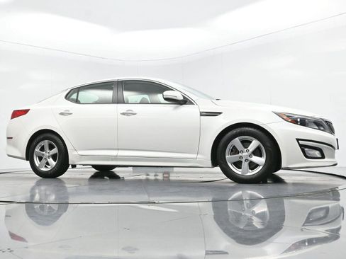 Used 2015 Kia Optima LX w/ LX Convenience Plus Package FWD image 44