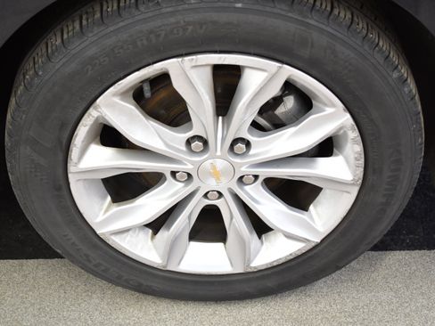 Used 2023 Chevrolet Malibu LT FWD image 35