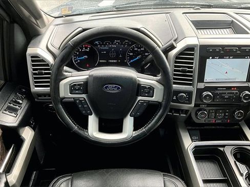 Used 2017 Ford F250 Lariat w/ Lariat Ultimate Package image 5