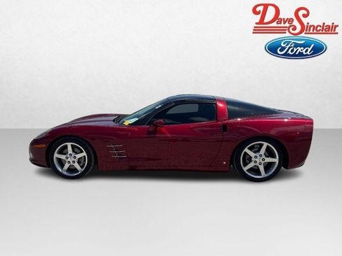 Used 2006 Chevrolet Corvette Coupe w/ Preferred Equipment Group RWD image 10