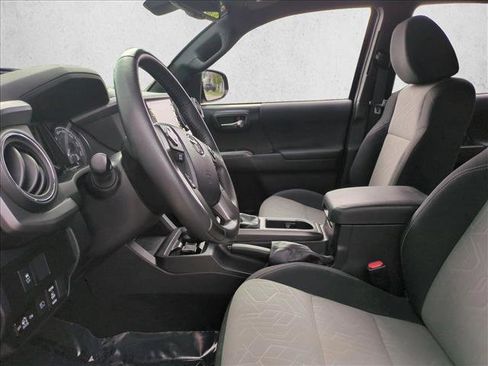 Certified 2023 Toyota Tacoma TRD Sport AWD/4WD image 15
