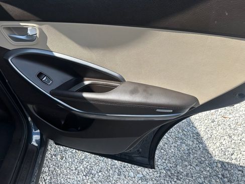 Used 2017 Hyundai Santa Fe Sport image 25