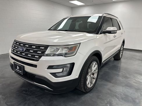 Used 2016 Ford Explorer Limited w/ Equipment Group 301A AWD/4WD image 1