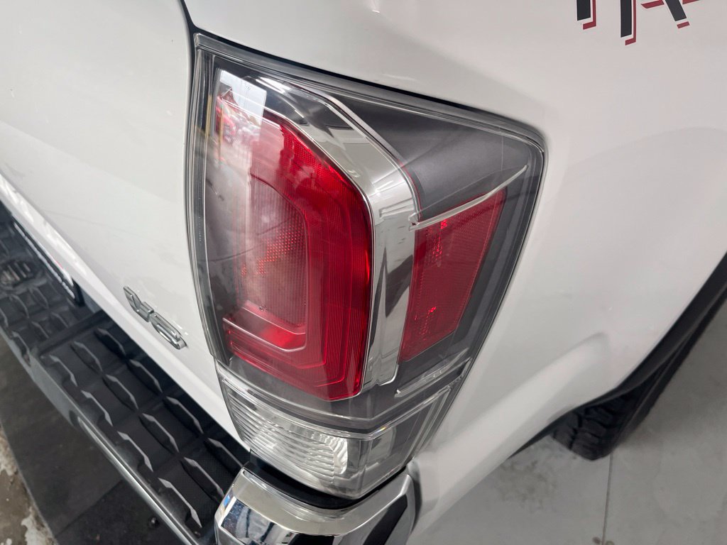 Used 2023 Toyota Tacoma TRD Off-Road AWD/4WD image 47