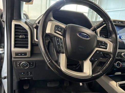 Used 2022 Ford F350 Lariat w/ Lariat Ultimate Package image 12