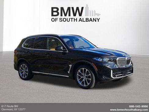 New 2026 BMW X5 xDrive40i w/ Premium Package AWD/4WD image 1