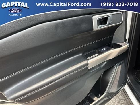 Certified 2023 Ford Explorer XLT w/ Equipment Group 202A AWD/4WD image 17