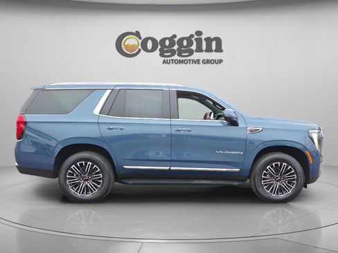 Used 2025 GMC Yukon Elevation image 7