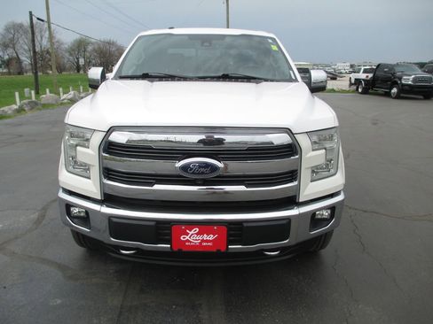 Used 2015 Ford F150 Lariat w/ Equipment Group 502A Luxury image 13