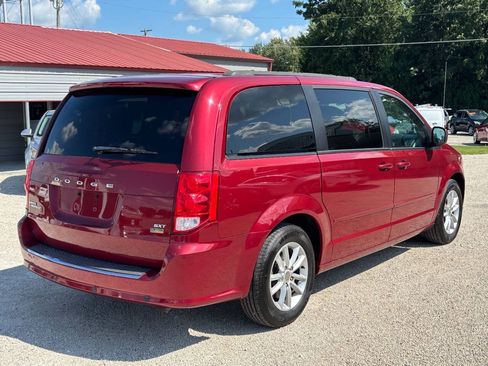 Used 2015 Dodge Grand Caravan SXT FWD image 6