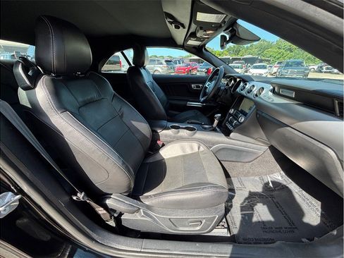 Used 2021 Ford Mustang GT Premium RWD image 37