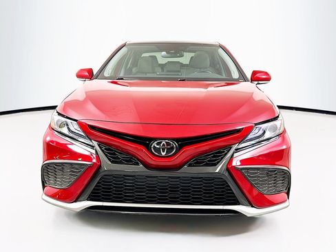 Used 2022 Toyota Camry XSE w/ Navigation Package FWD image 5
