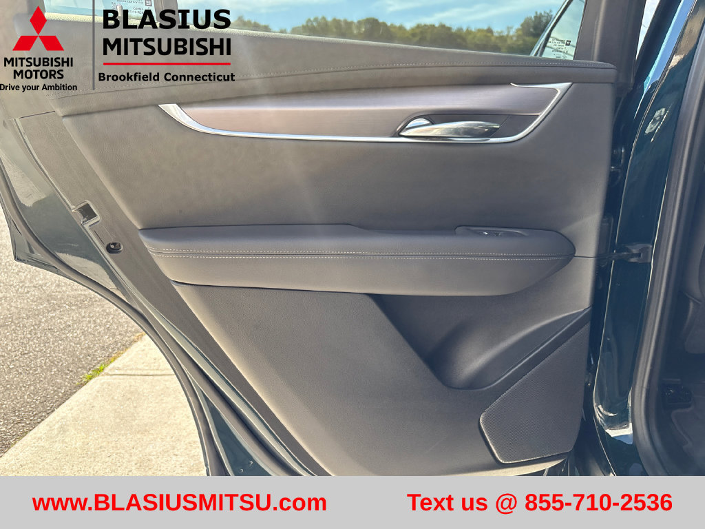 Used 2024 Cadillac XT6 Luxury AWD/4WD image 37