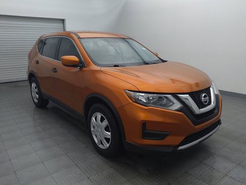 Used 2017 Nissan Rogue S image 13