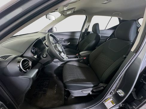 Used 2022 Nissan Kicks SV FWD image 13