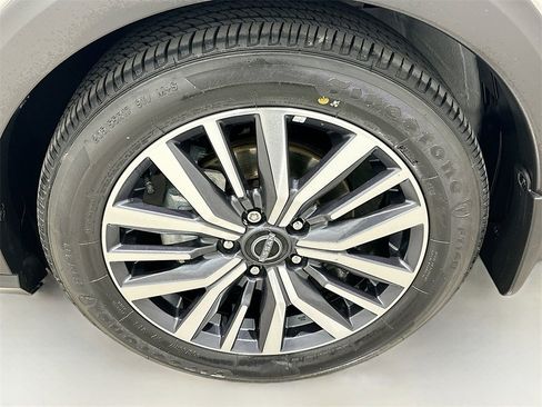 Used 2024 Nissan Kicks SV image 30