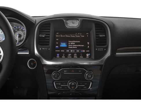 Used 2015 Chrysler 300 Limited RWD image 60