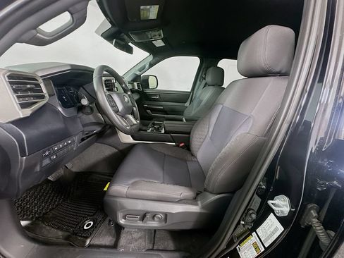 Certified 2026 Toyota Tundra SR5 AWD/4WD image 20