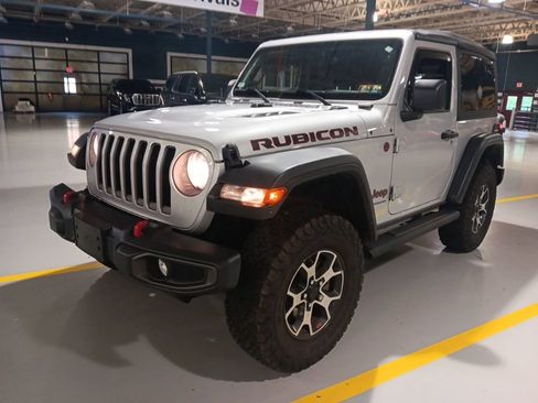 Used 2022 Jeep Wrangler Rubicon w/ Cold Weather Group AWD/4WD image 3