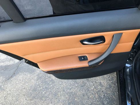 Used 2010 BMW 328i xDrive Sedan image 27