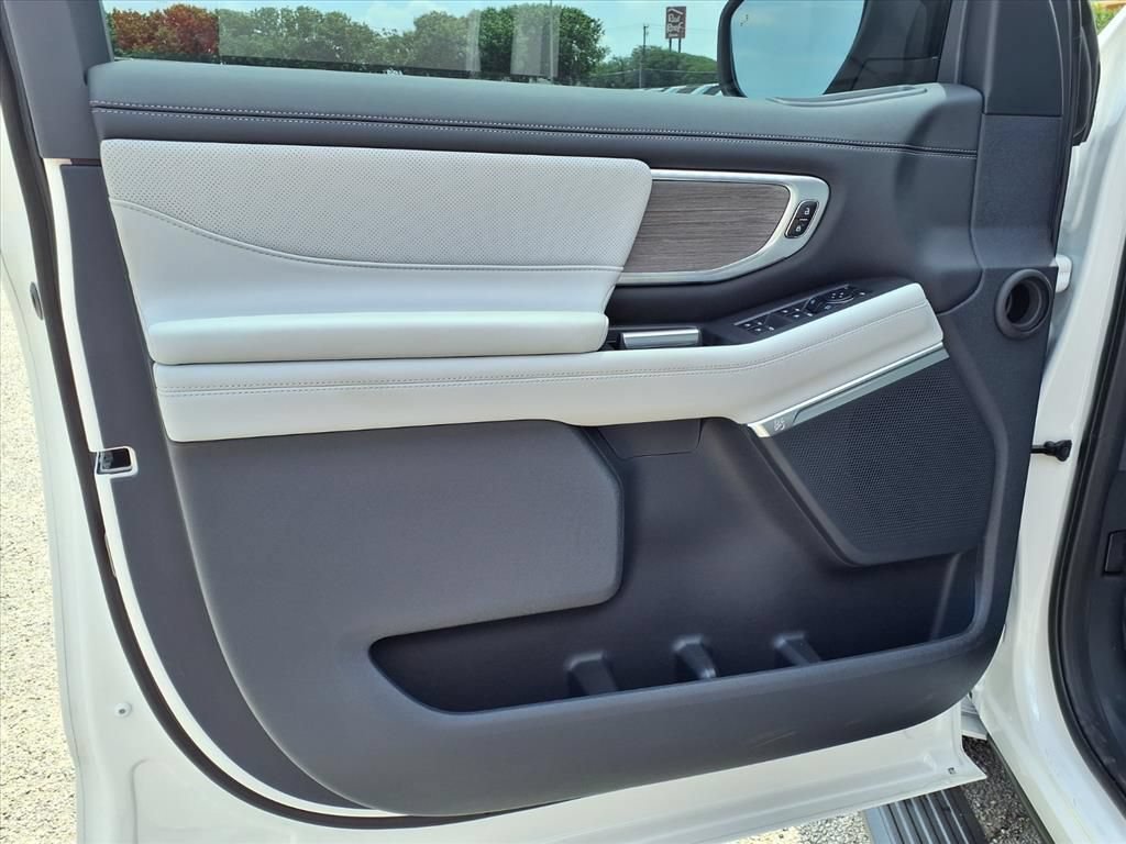 New 2026 Ford Expedition Max Platinum w/ Platinum Ultimate Package AWD/4WD image 24