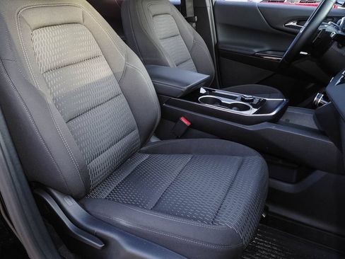 Certified 2026 Chevrolet Equinox LT FWD image 16