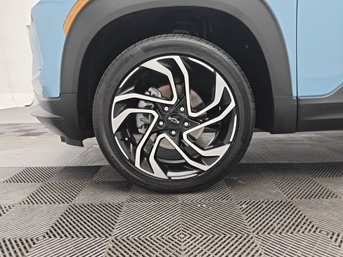 Certified 2026 Chevrolet TrailBlazer RS w/ Convenience Package AWD/4WD image 12