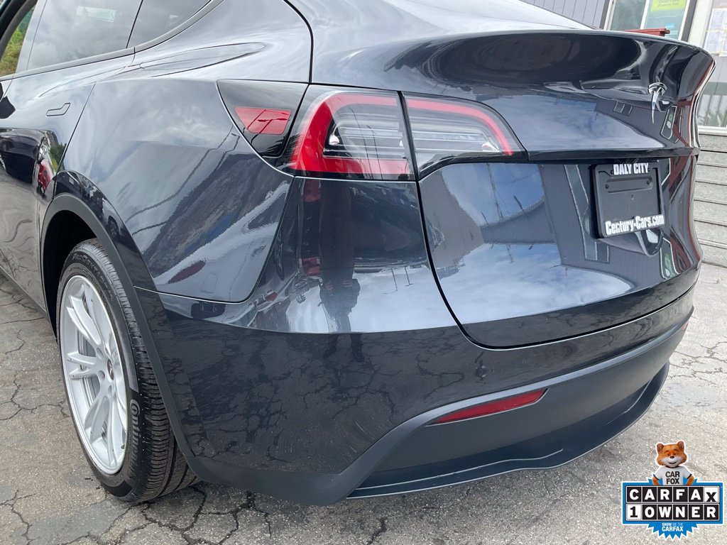 Used 2024 Tesla Model Y 2WD image 86
