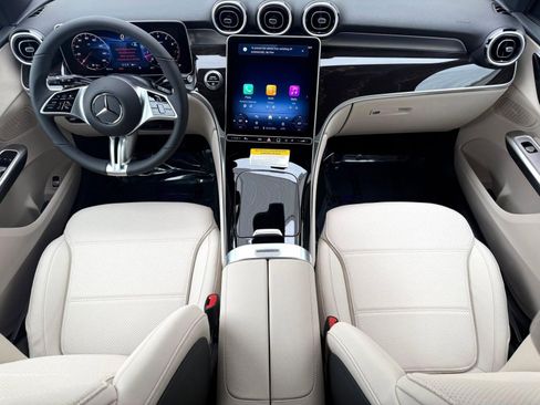 New 2026 Mercedes-Benz GLC 300 image 28