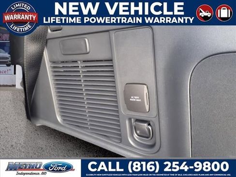 New 2026 Ford Expedition Active AWD/4WD image 34
