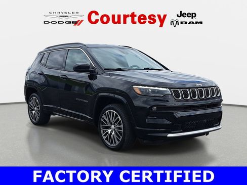 Certified 2023 Jeep Compass Limited w/ Elite Group AWD/4WD image 1