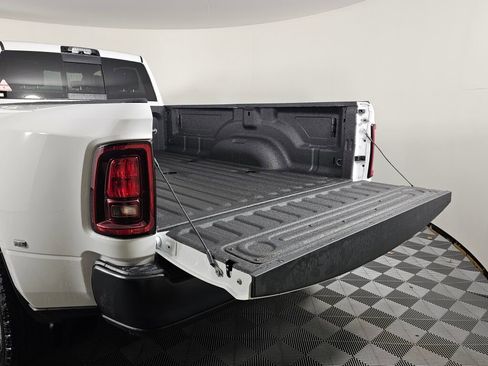 New 2026 RAM 3500 Tradesman image 15