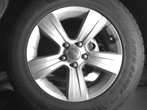 Used 2012 Jeep Compass Sport AWD/4WD image 13