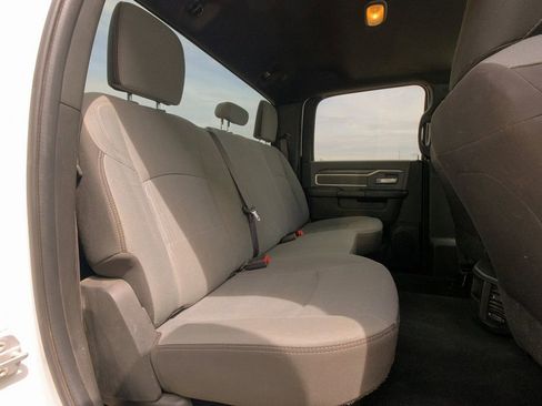 Used 2022 RAM 3500 Big Horn image 21