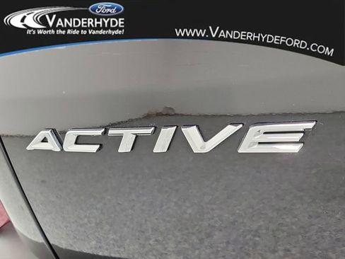 Used 2023 Ford Escape Active w/ Tech Pack #2 image 6