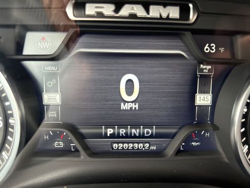 Used 2024 RAM 2500 Big Horn w/ Safety Group AWD/4WD image 25