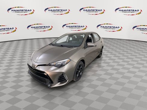 Used 2018 Toyota Corolla SE FWD image 4