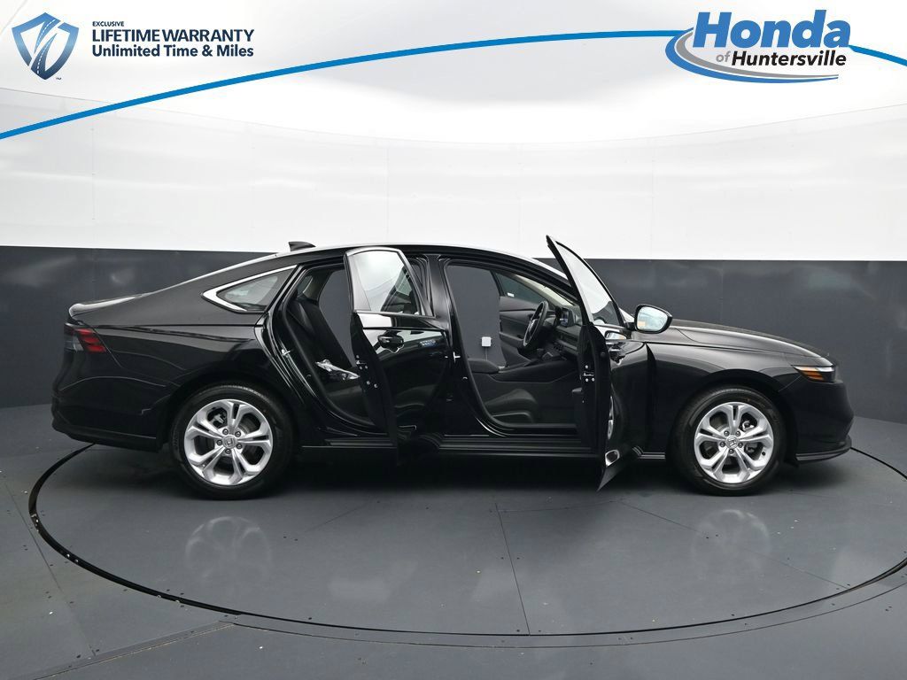 New 2026 Honda Accord LX image 34